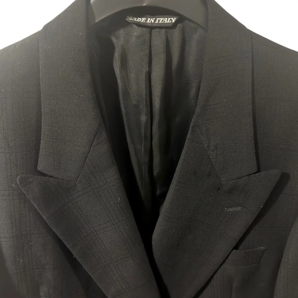 Abriani black color